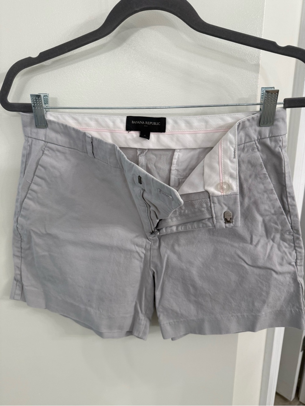 Banana Republic Light Gray Womens Casual Shorts